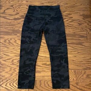 Lululemon align leggings in crop camo